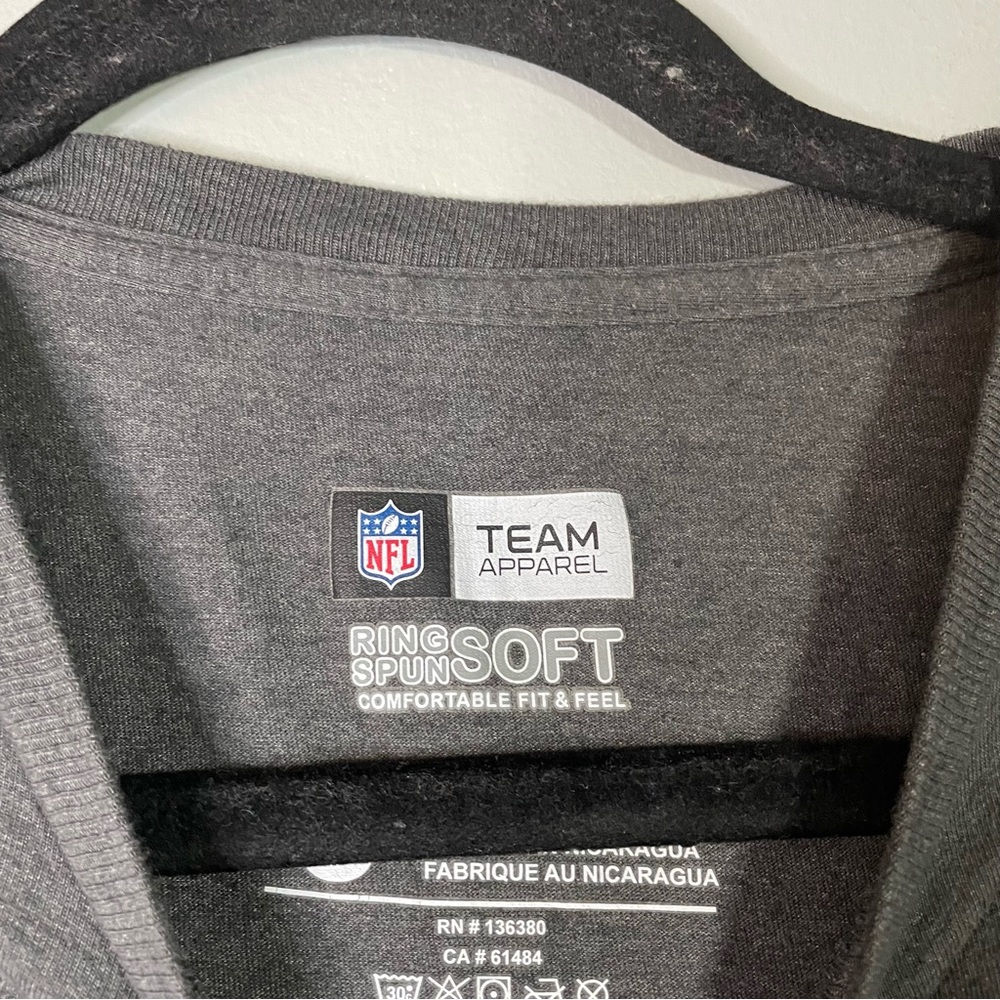 NFL Team Apparel Minnesota Vikings Short Sleeve Casual Fitted T Shirt Size Small - Picture 5 of 5